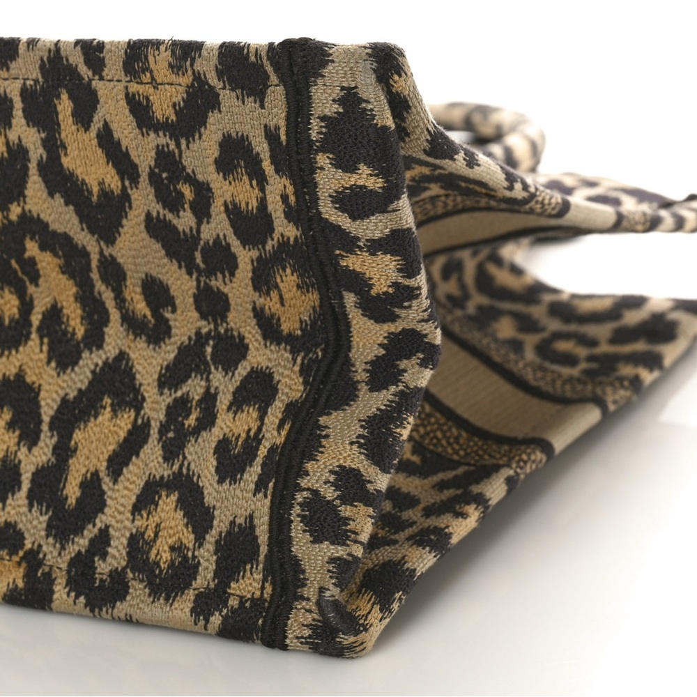 Dior Leopard Print Tote Bag - Picture 3 of 7